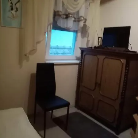 ゲストハウス Bella Vendeghaz *