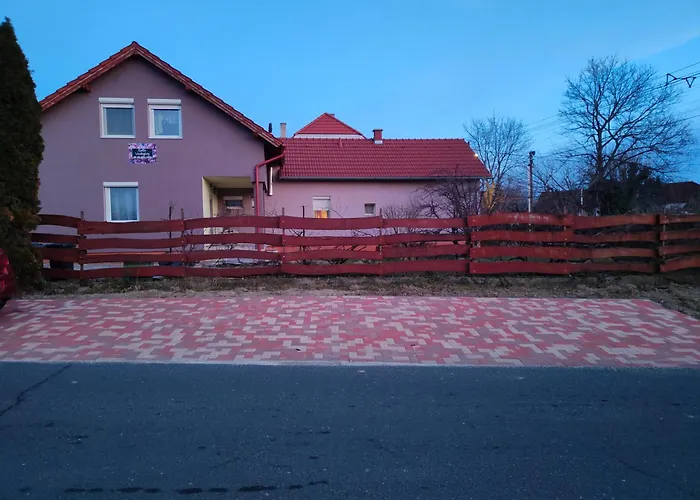 Bella Vendeghaz ゲストハウス *