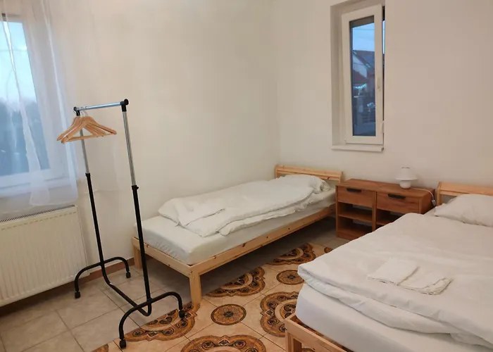 בית הארחה Bella Vendeghaz Székesfehérvár